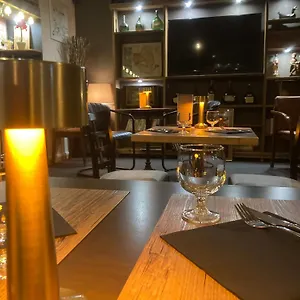 Les D'eauze Hotel